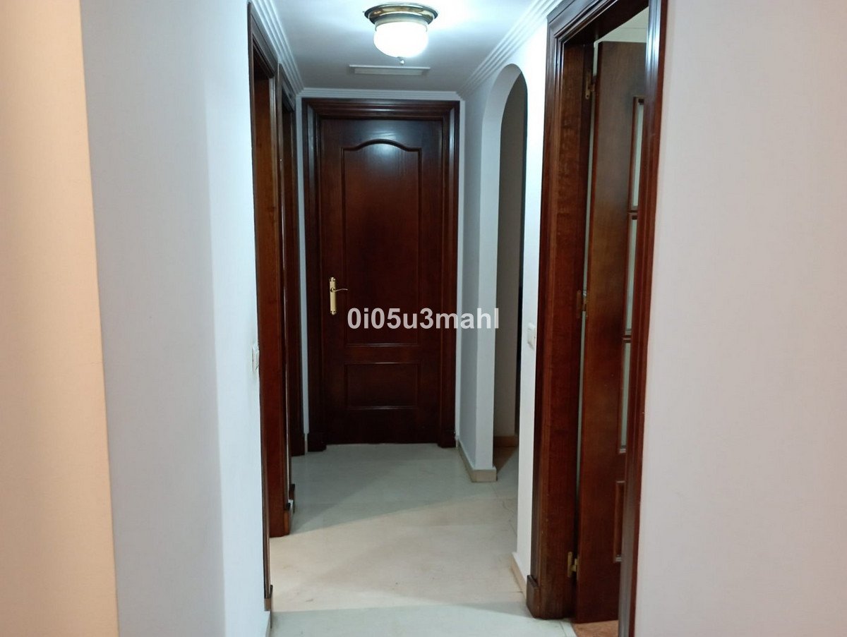 2 Bed Middle Floor Apartment in La Trinidad