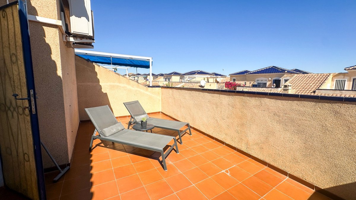 4 Bed Townhouse in Los Altos