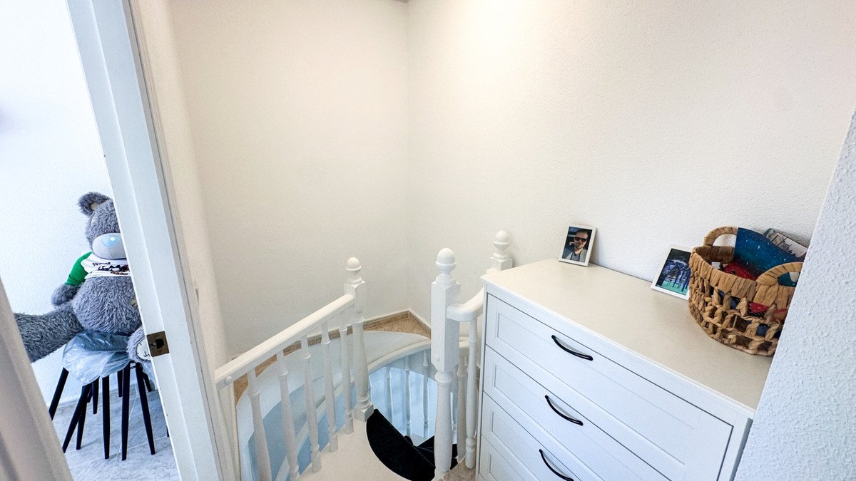 4 Bed Townhouse in Los Altos