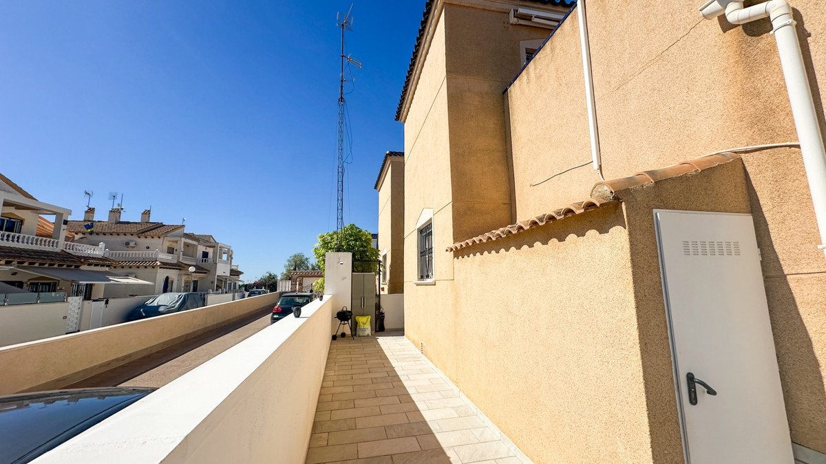 4 Bed Townhouse in Los Altos