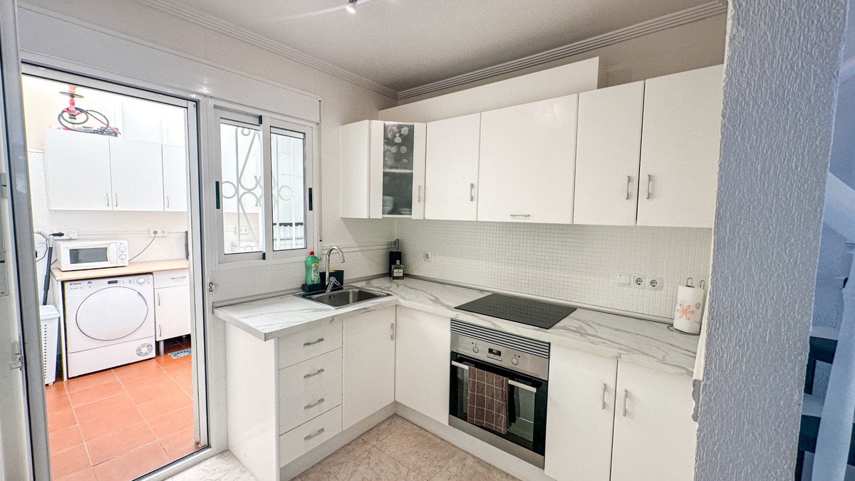 4 Bed Townhouse in Los Altos