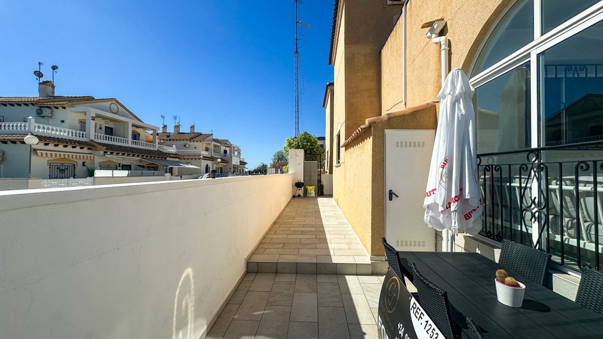 4 Bed Townhouse in Los Altos
