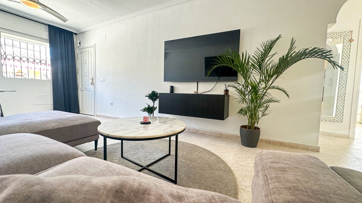 4 Bed Townhouse in Los Altos