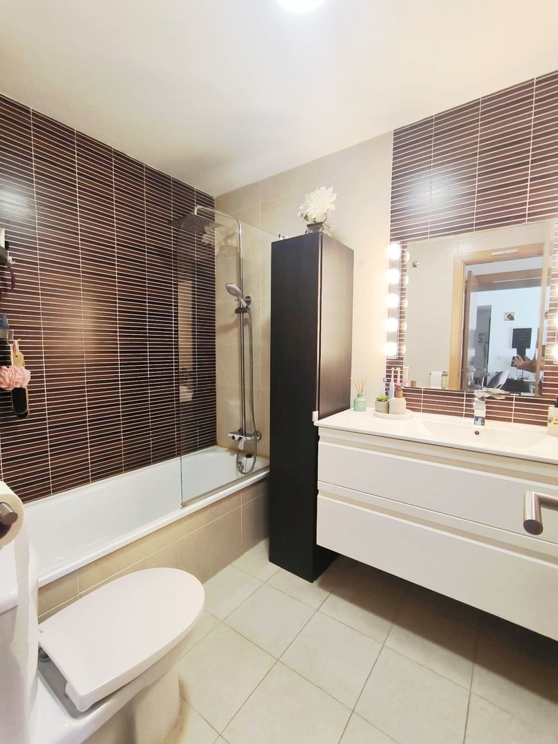 2 Bed Middle Floor Apartment in Arroyo de la Miel