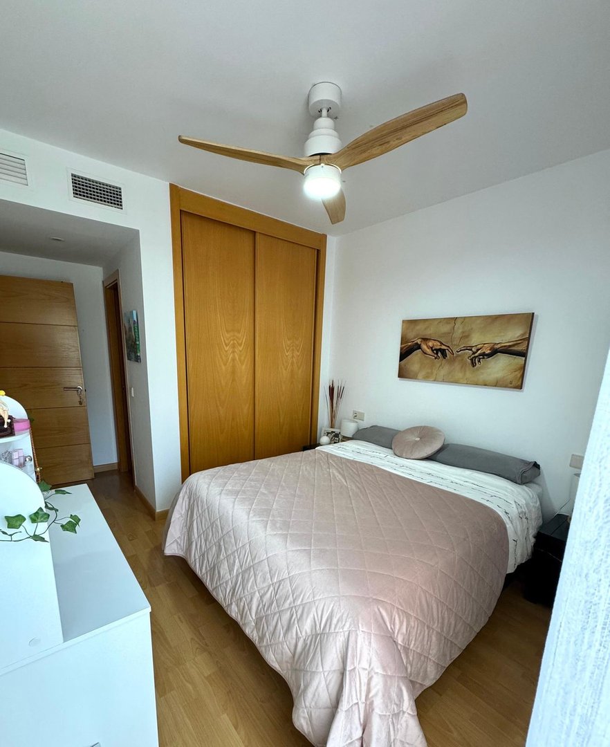 2 Bed Middle Floor Apartment in Arroyo de la Miel