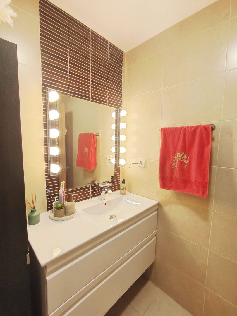 2 Bed Middle Floor Apartment in Arroyo de la Miel