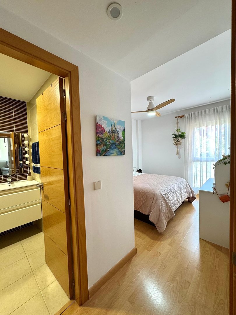 2 Bed Middle Floor Apartment in Arroyo de la Miel