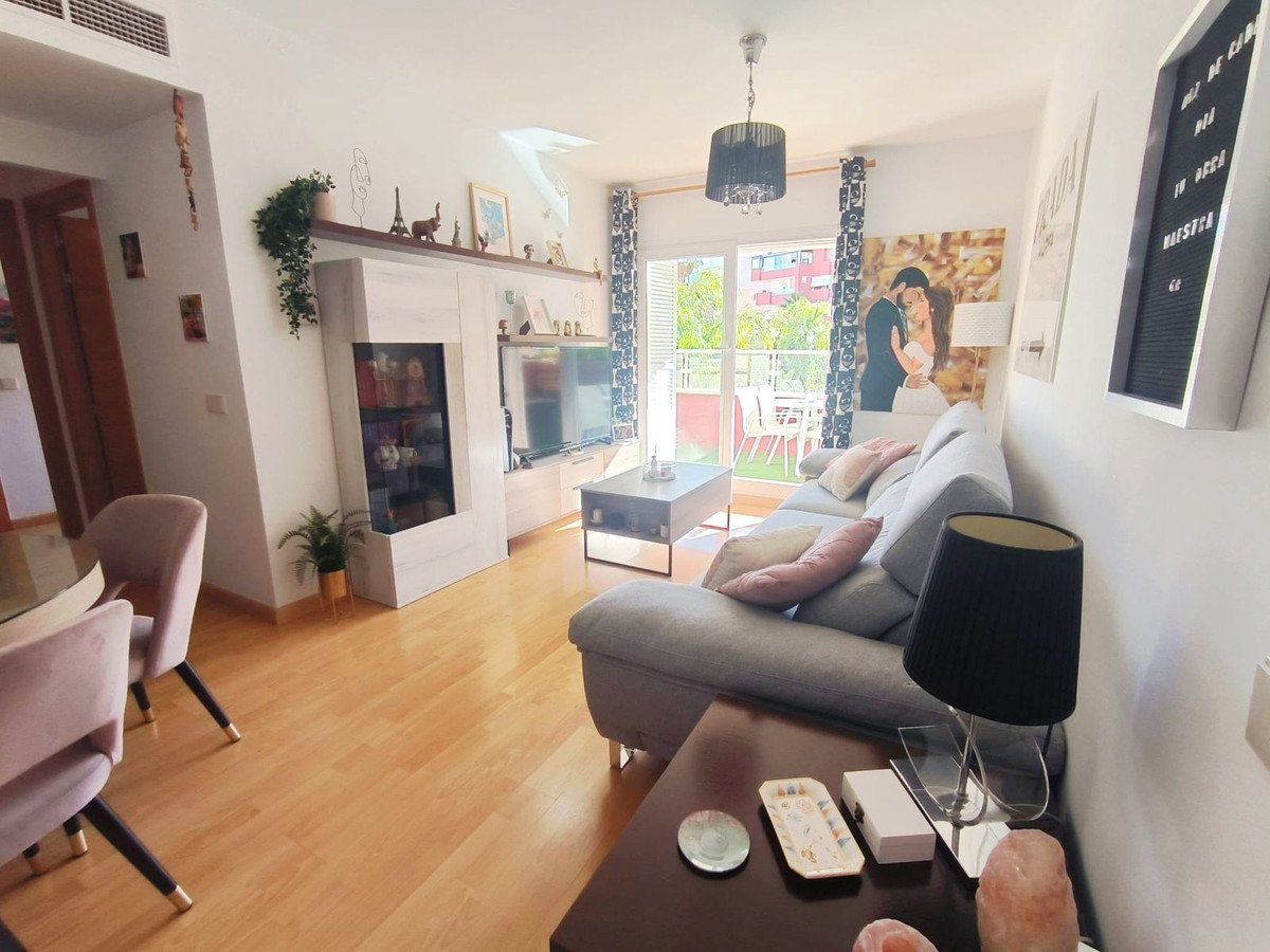 2 Bed Middle Floor Apartment in Arroyo de la Miel