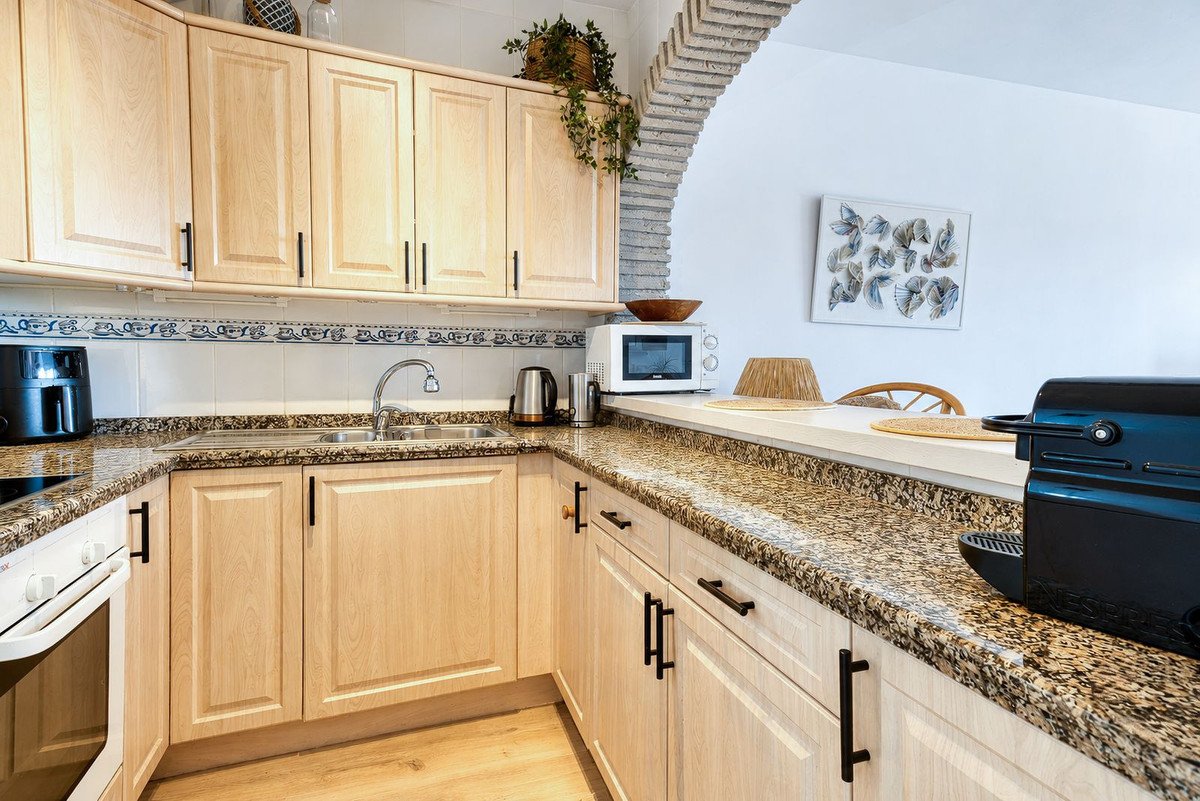 2 Bed Ground Floor Apartment in Riviera del Sol
