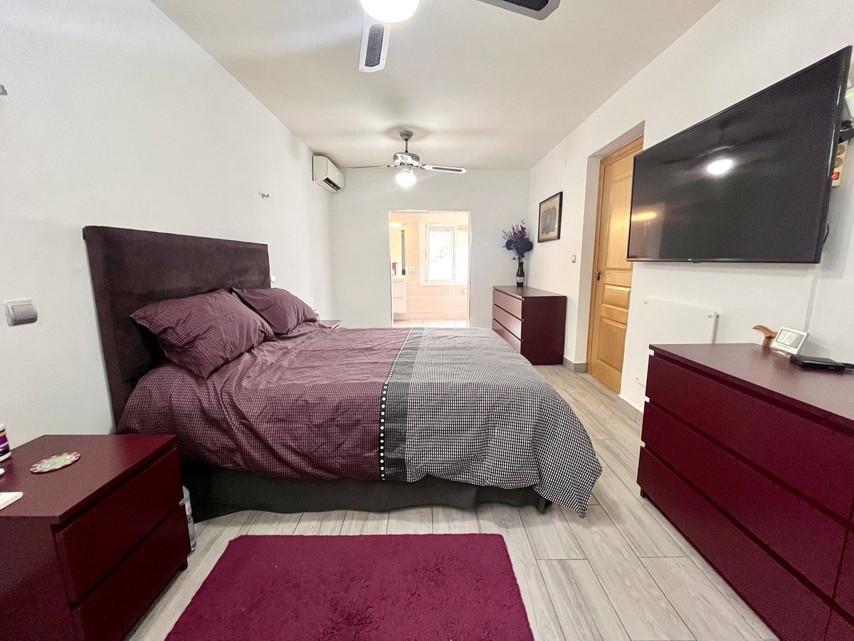 3 Bed Detached Villa in Pinar de Campoverde