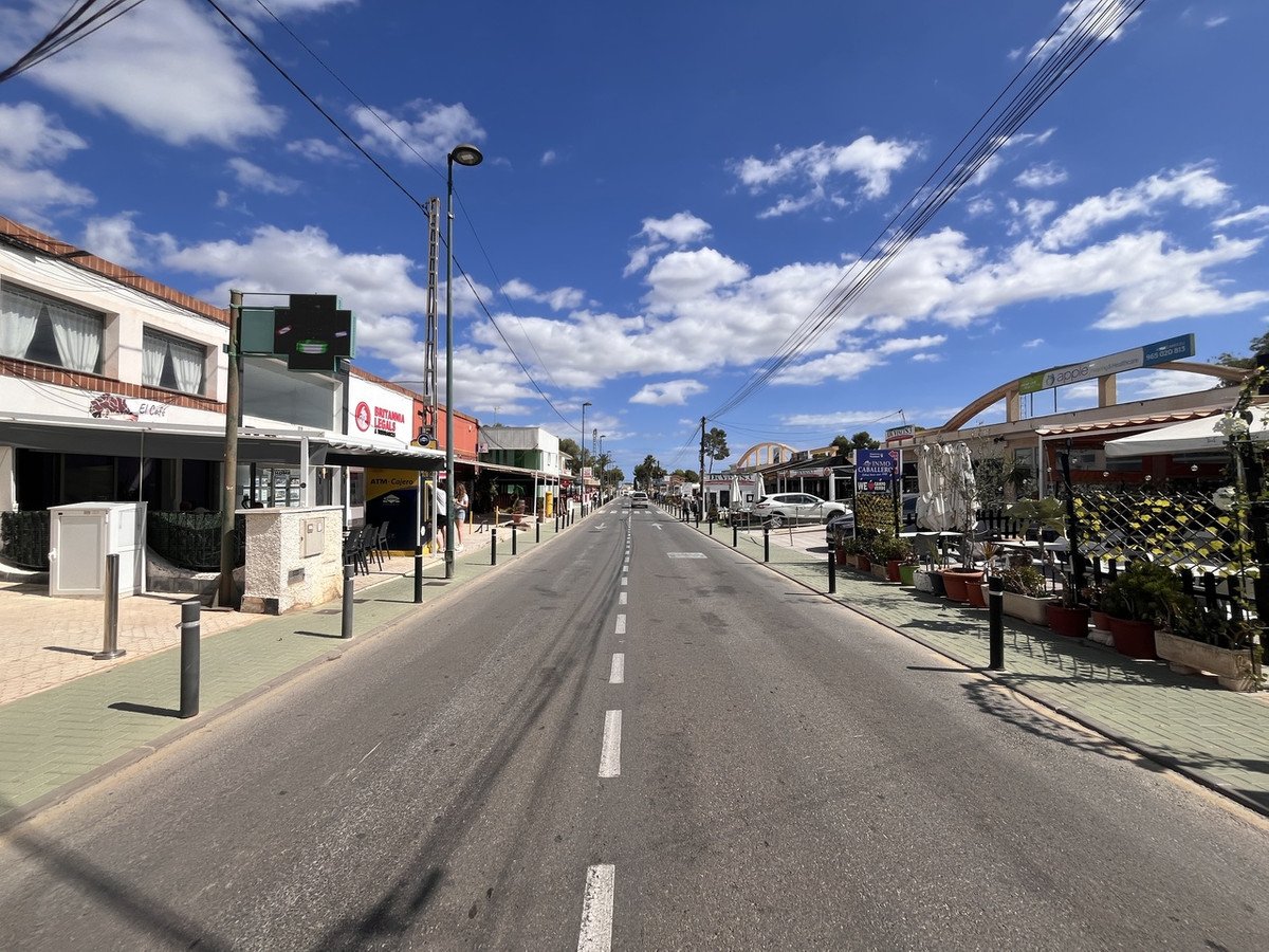 3 Bed Detached Villa in Pinar de Campoverde