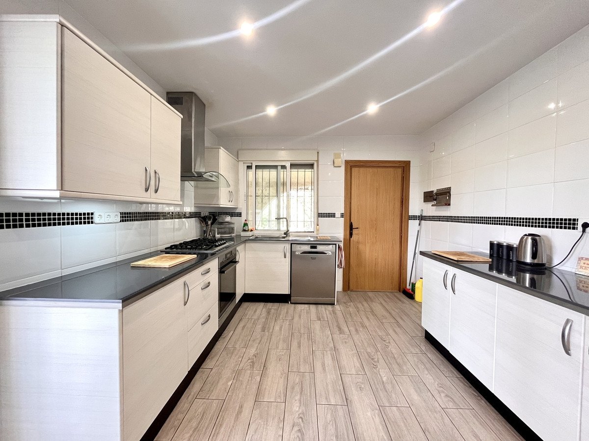 3 Bed Detached Villa in Pinar de Campoverde
