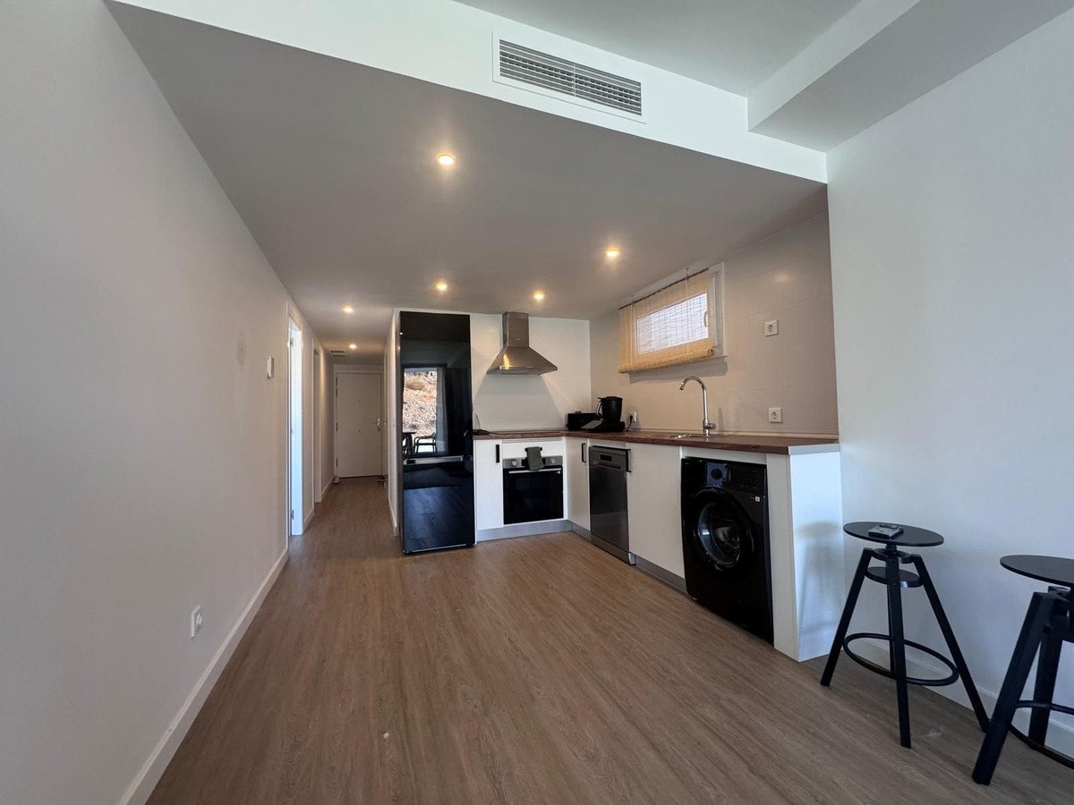 3 Bed Middle Floor Apartment in Torreblanca