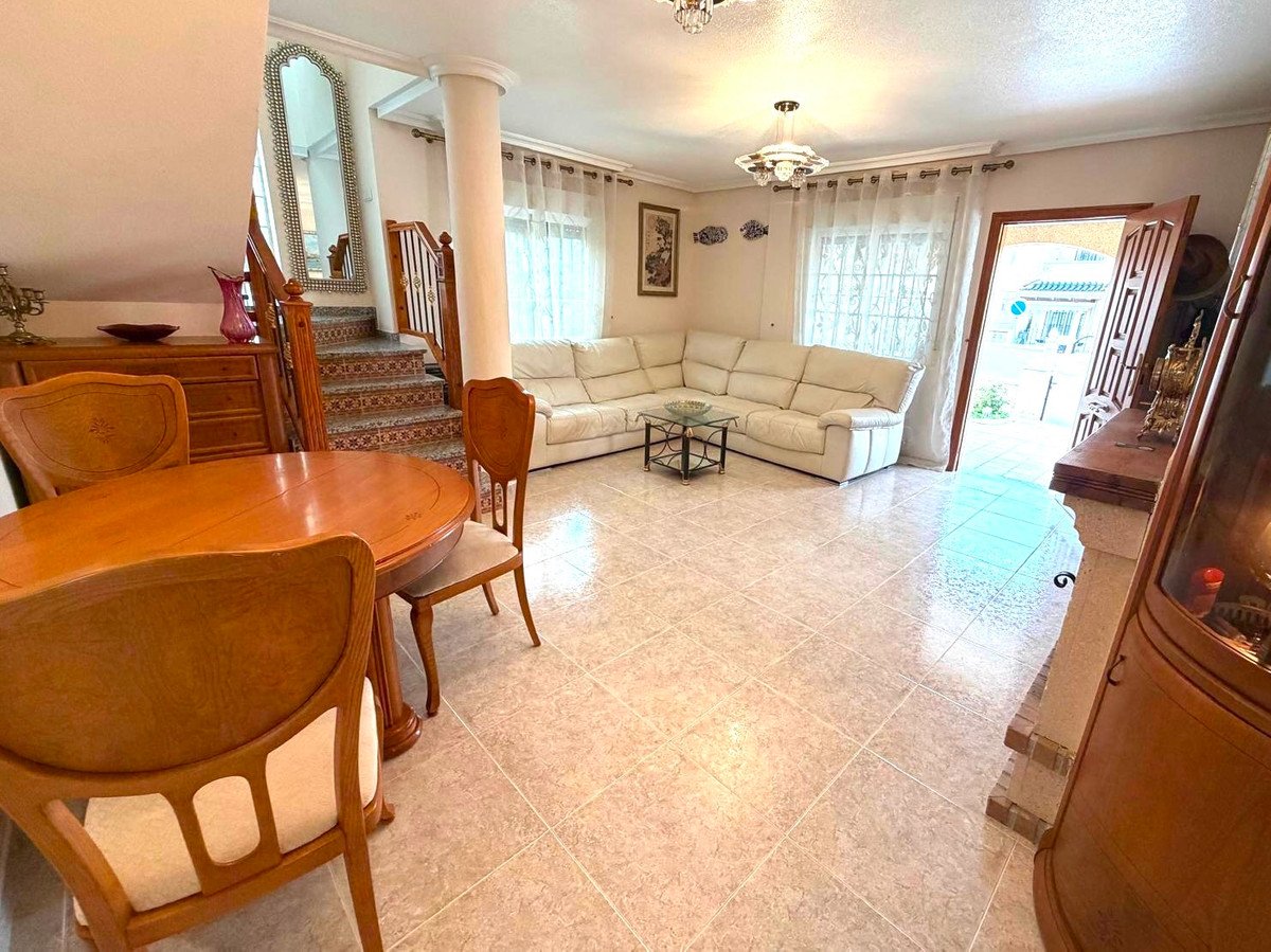 3 Bed Detached Villa in Orihuela Costa