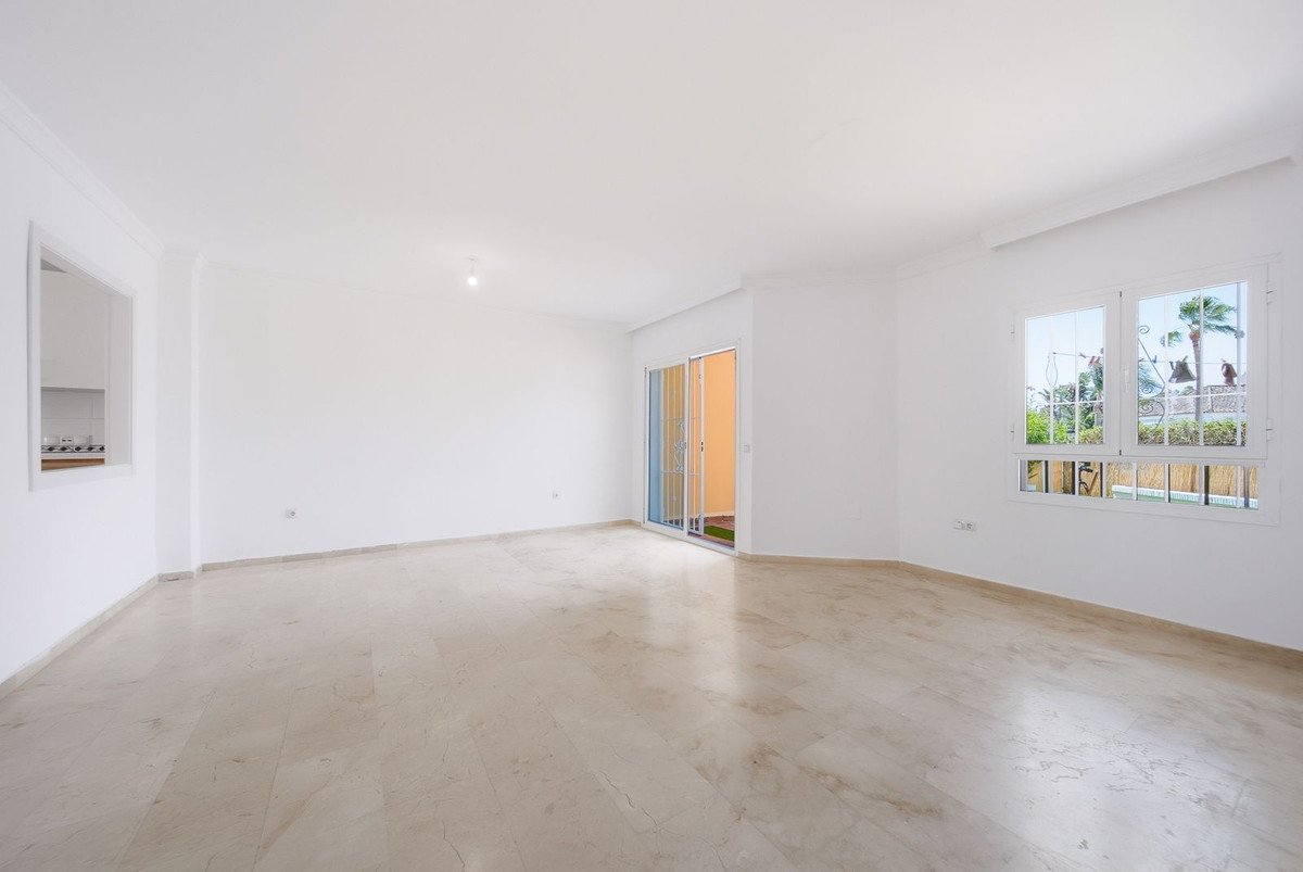 3 Bed Townhouse in La Duquesa