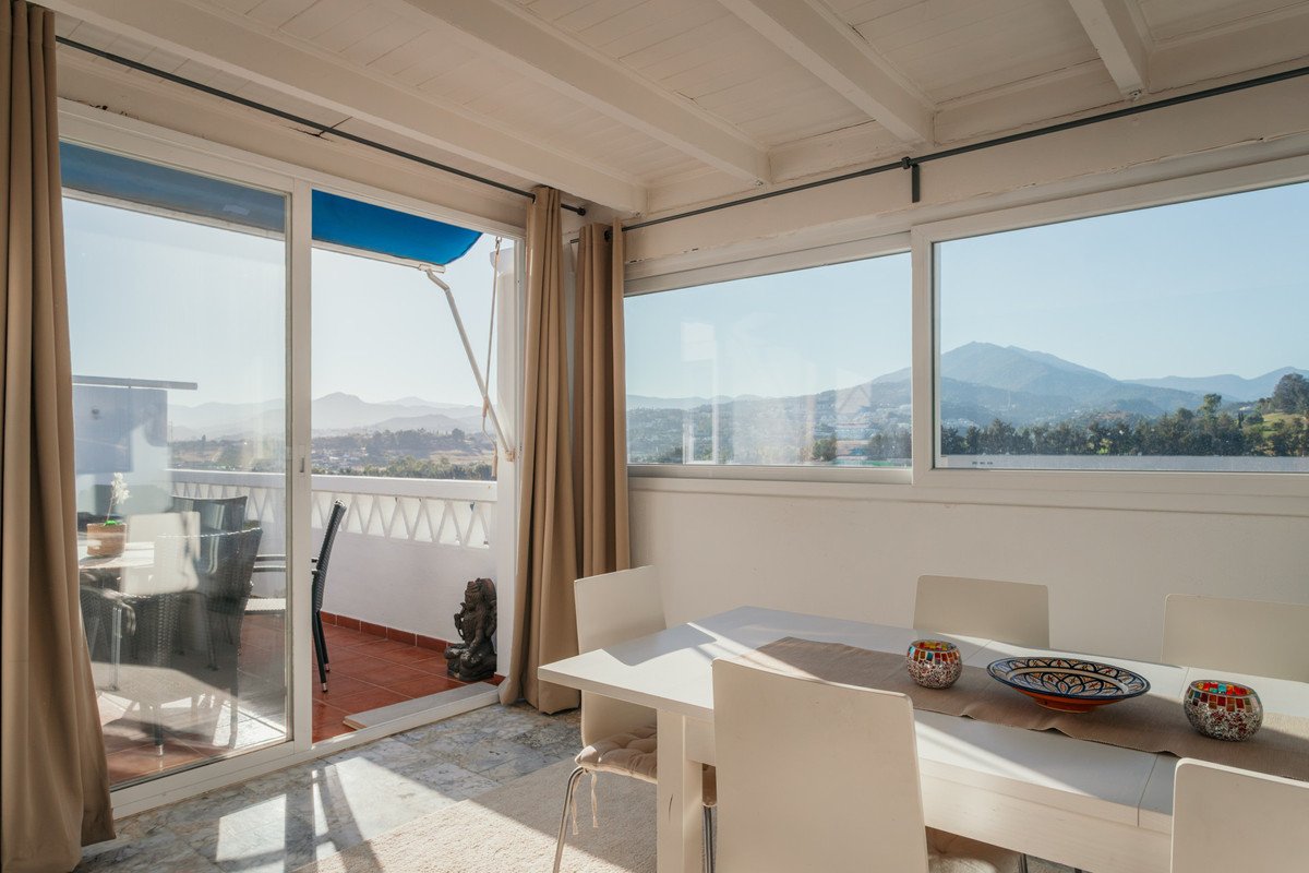 3 Bed Penthouse in La Campana