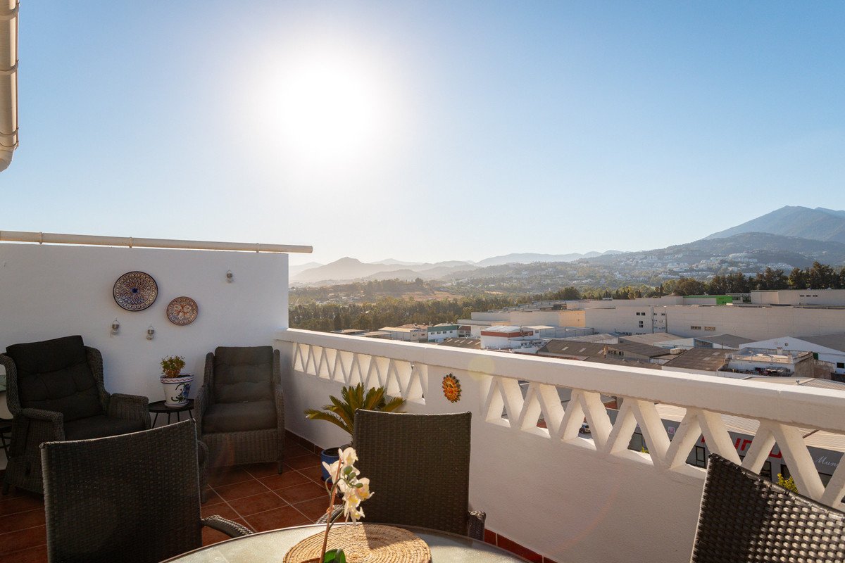 3 Bed Penthouse in La Campana