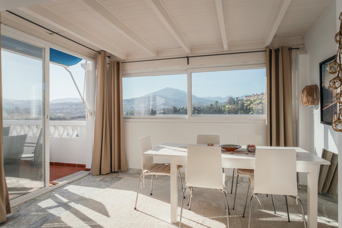 3 Bed Penthouse in La Campana