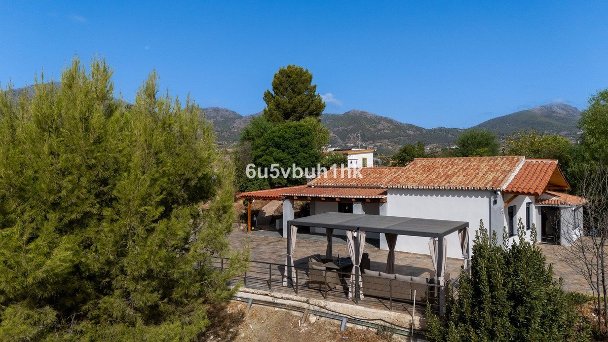 3 Bed Finca - Cortijo in Casarabonela