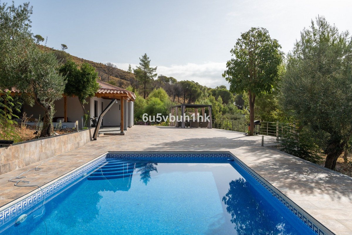 3 Bed Finca - Cortijo in Casarabonela