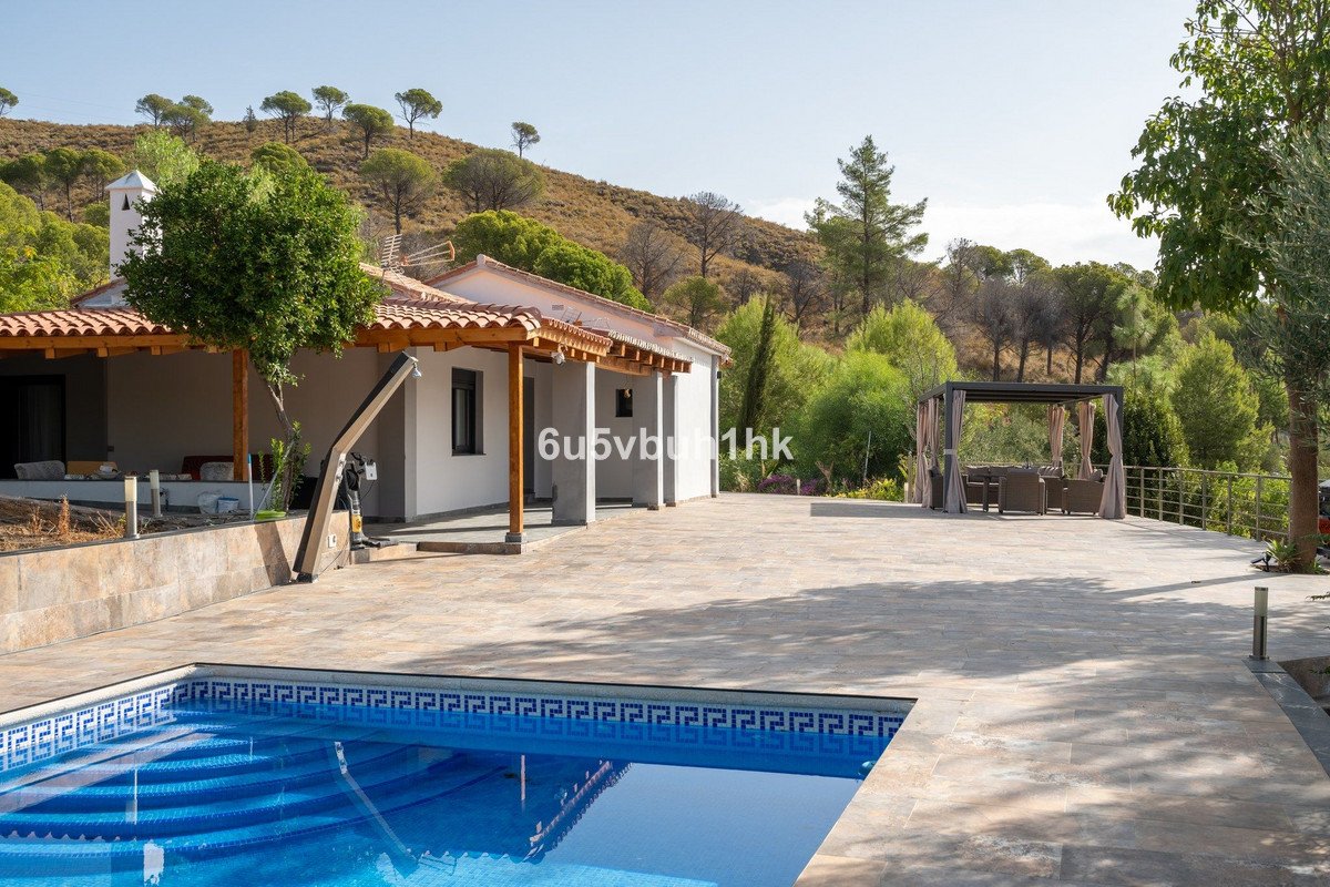 3 Bed Finca - Cortijo in Casarabonela