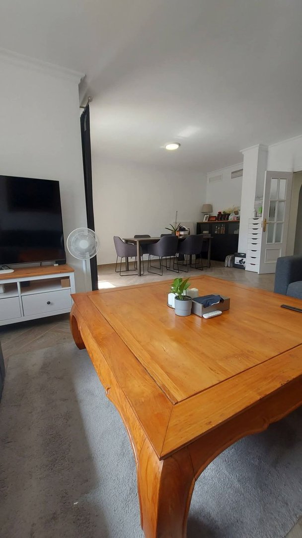 4 Bed Middle Floor Apartment in Torrequebrada