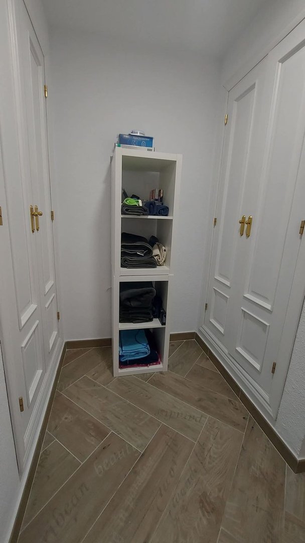 4 Bed Middle Floor Apartment in Torrequebrada