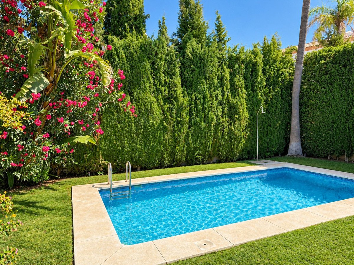 4 Bed Detached Villa in Selwo