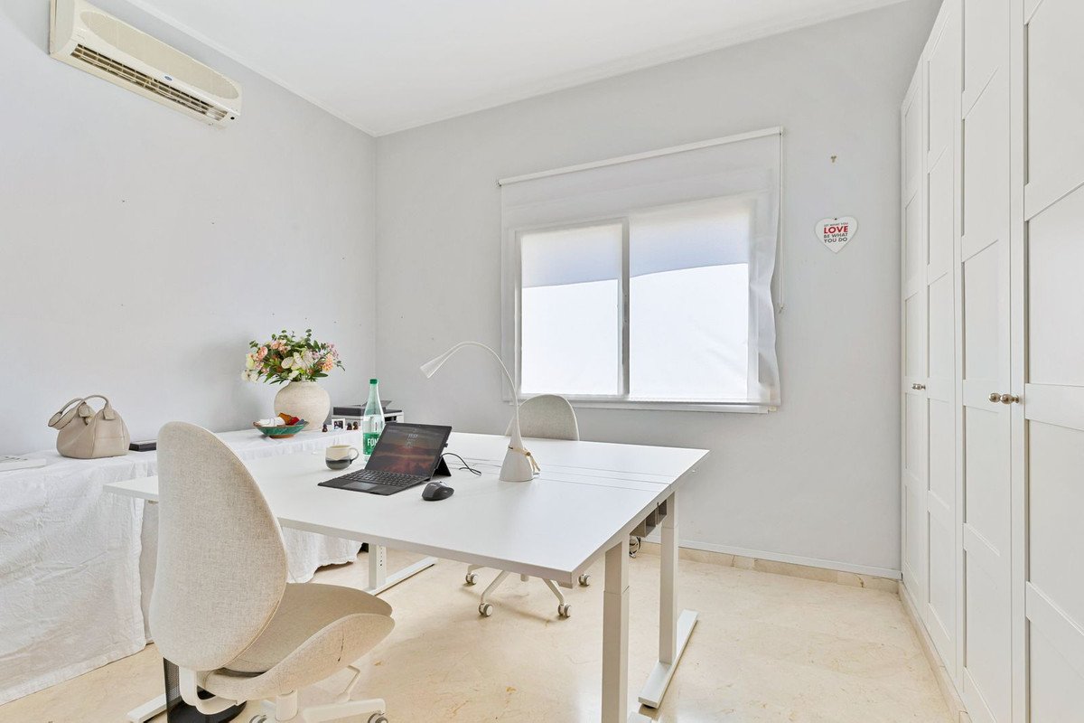 6 Bed Detached Villa in Valtocado