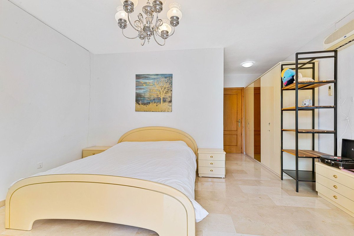 6 Bed Detached Villa in Valtocado