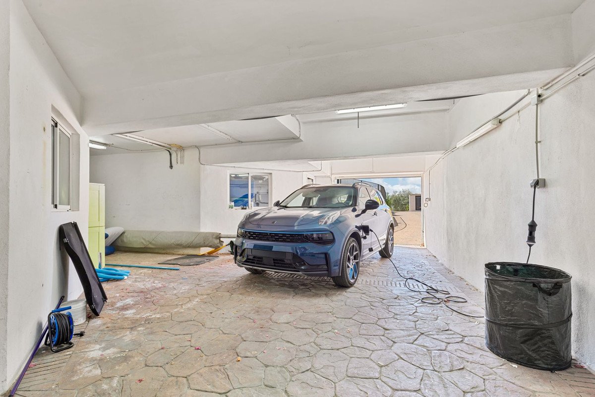 6 Bed Detached Villa in Valtocado