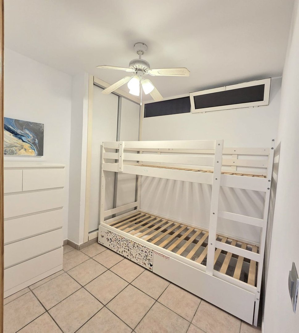2 Bed Middle Floor Apartment in Benalmadena