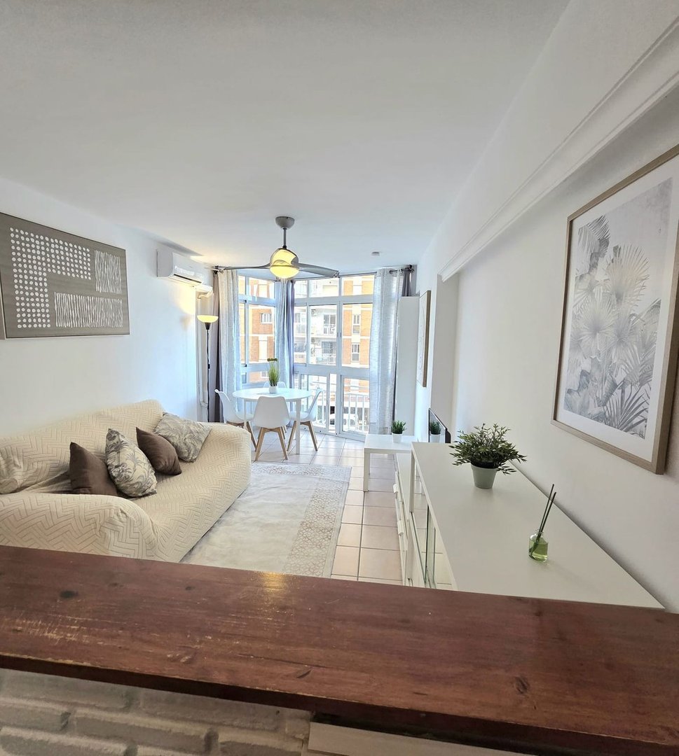 2 Bed Middle Floor Apartment in Benalmadena