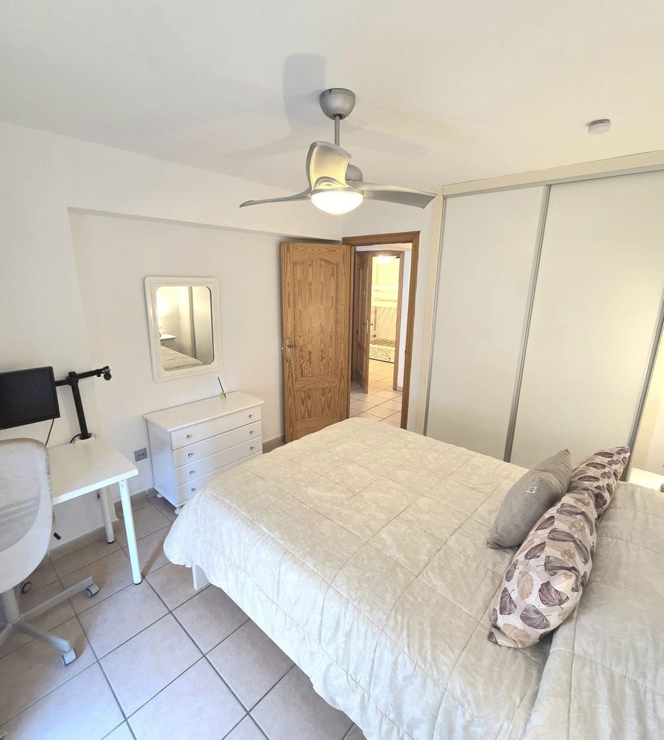 2 Bed Middle Floor Apartment in Benalmadena