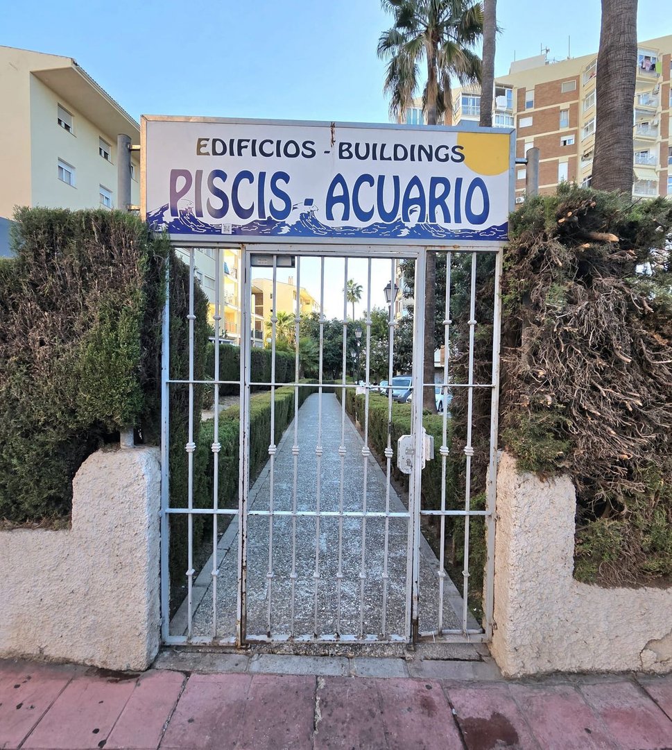 2 Bed Middle Floor Apartment in Benalmadena