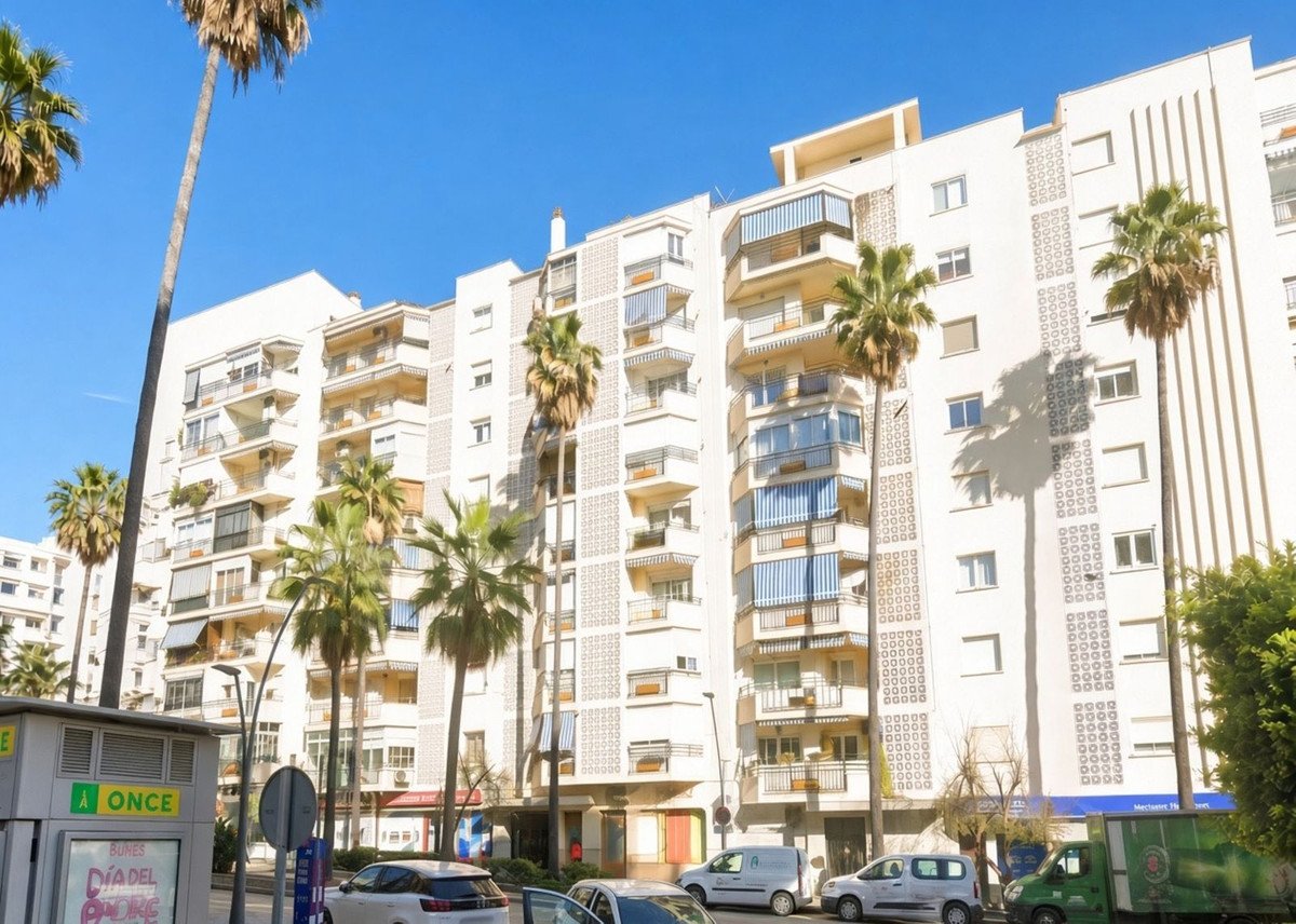 1 Bed Middle Floor Apartment in Marbella
