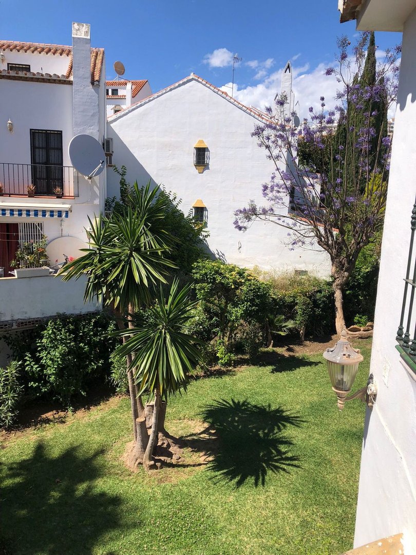 2 Bed Top Floor Apartment in Riviera del Sol