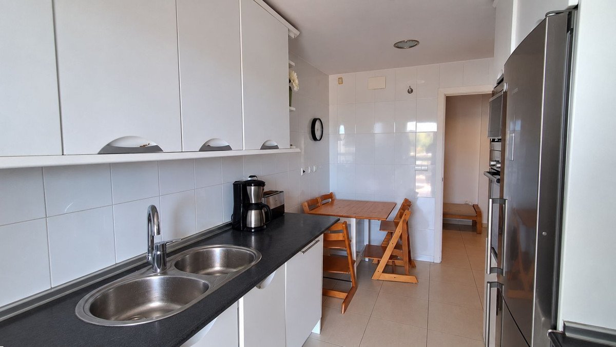 2 Bed Ground Floor Apartment in Miraflores