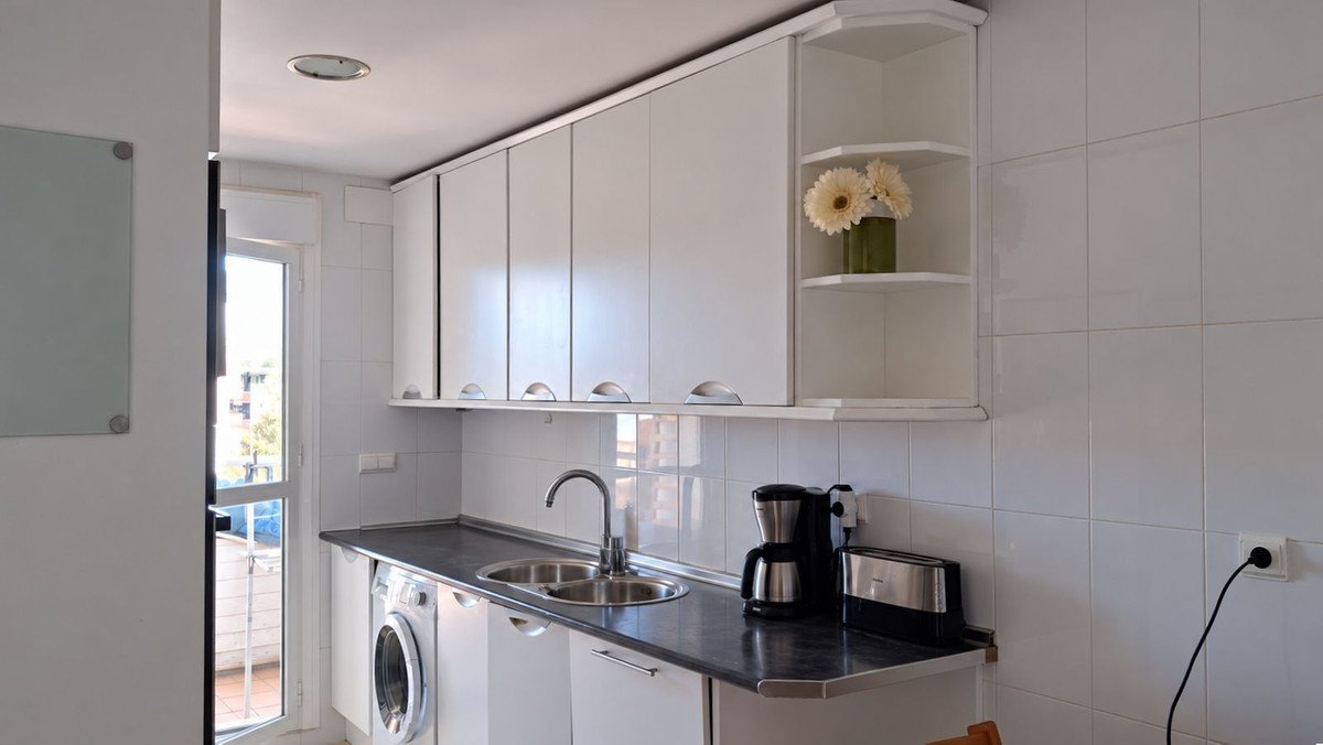 2 Bed Ground Floor Apartment in Miraflores