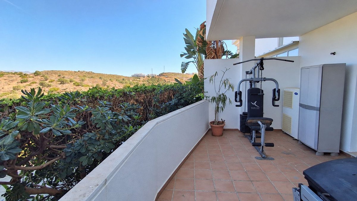 2 Bed Ground Floor Apartment in Miraflores