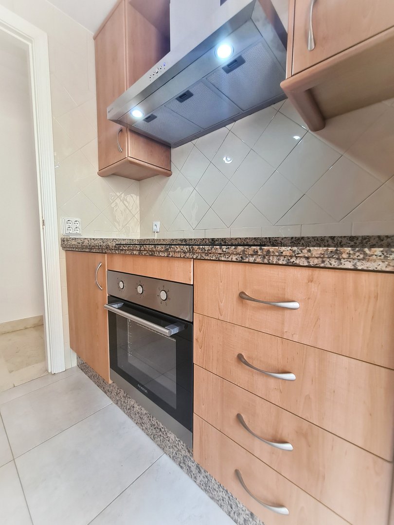 3 Bed Middle Floor Apartment in Elviria