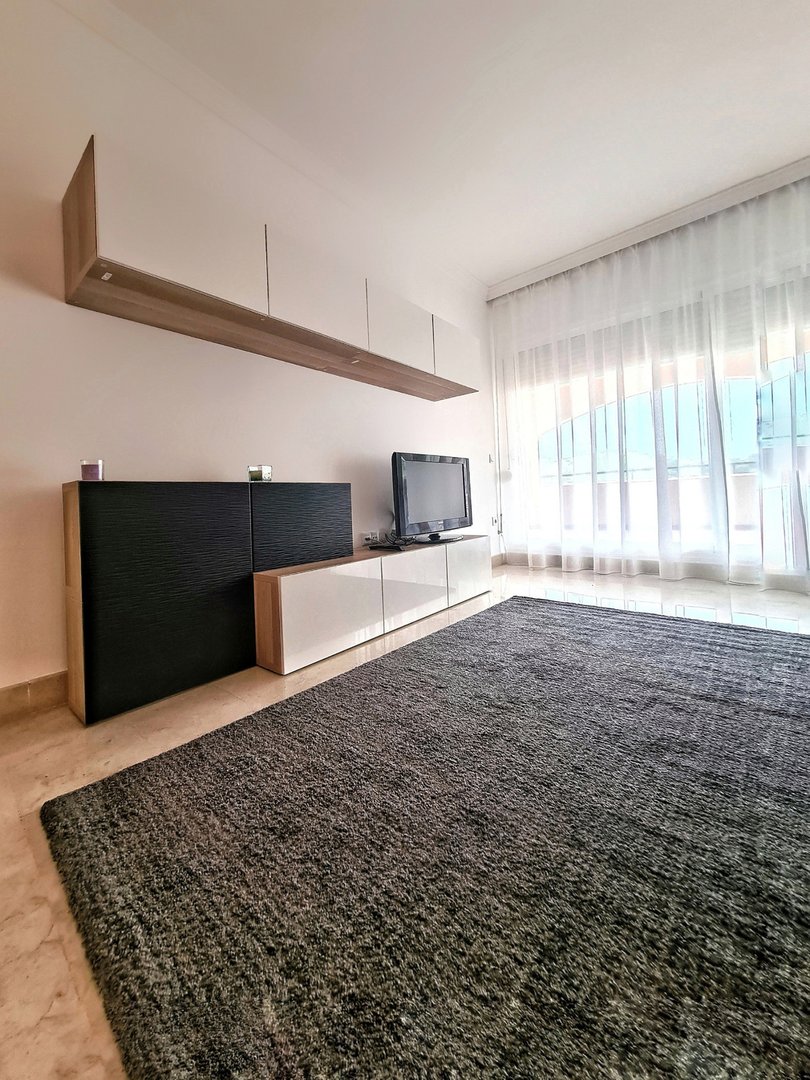 3 Bed Middle Floor Apartment in Elviria