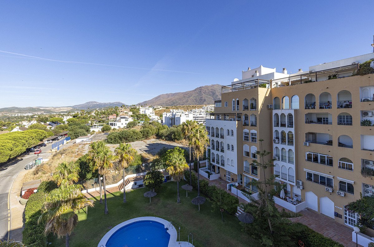3 Bed Penthouse in Estepona