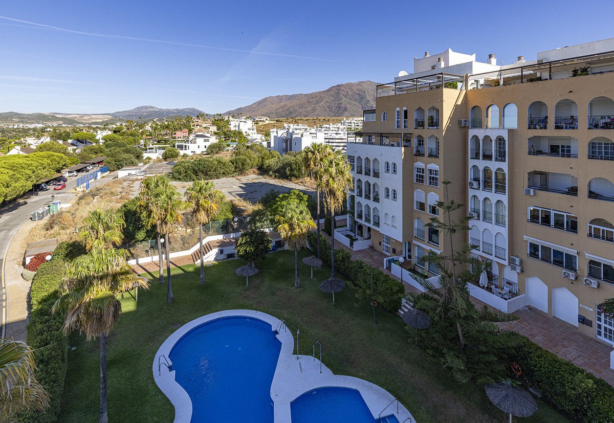 3 Bed Penthouse in Estepona