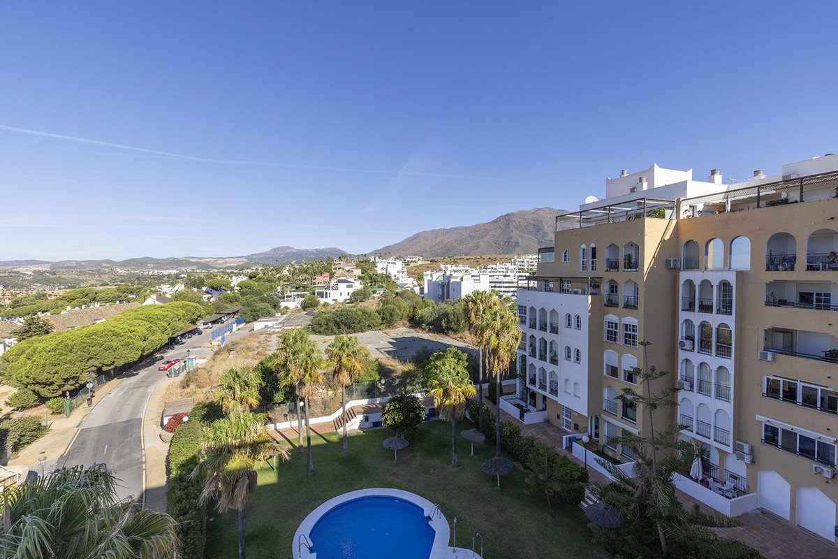 3 Bed Penthouse in Estepona