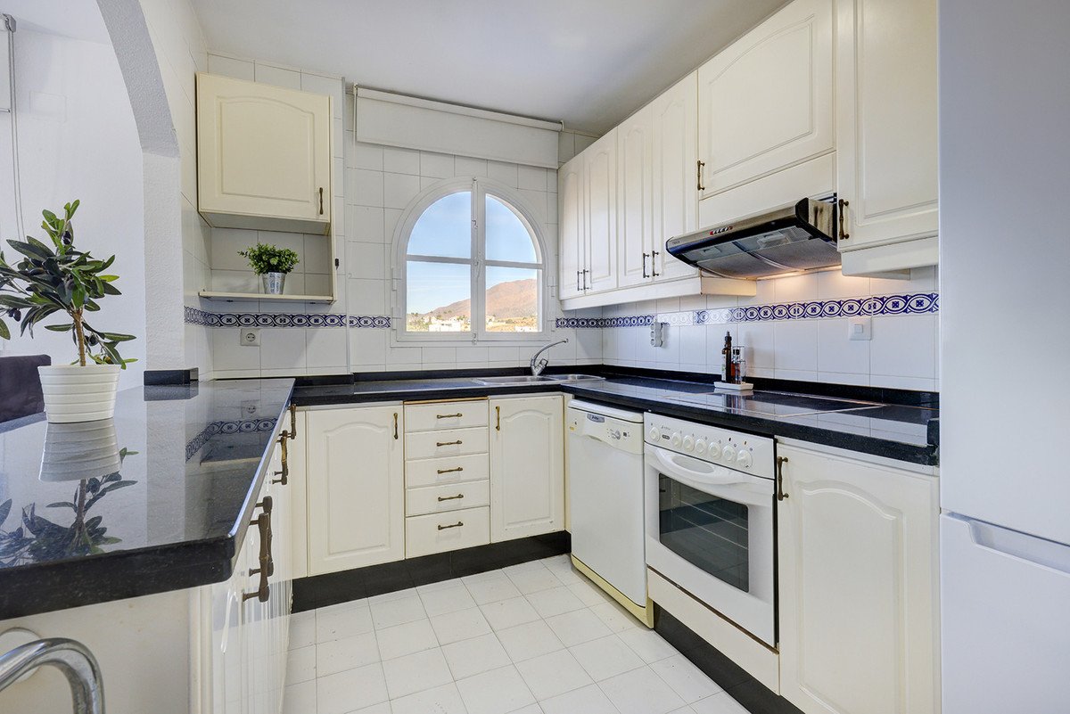3 Bed Penthouse in Estepona