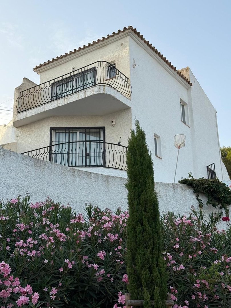 3 Bed Detached Villa in Nerja