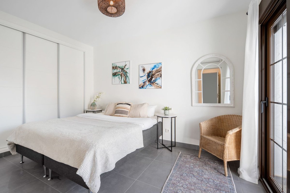 4 Bed Townhouse in Nueva Andalucía