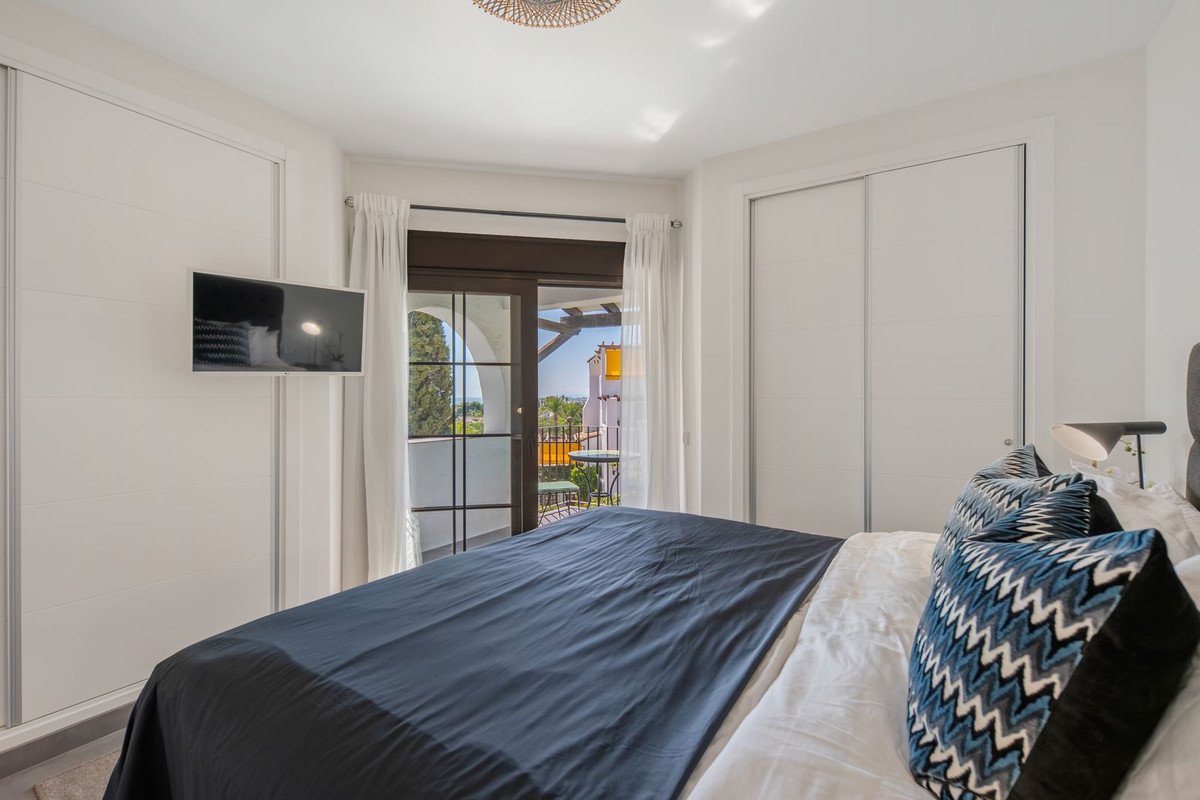 4 Bed Townhouse in Nueva Andalucía