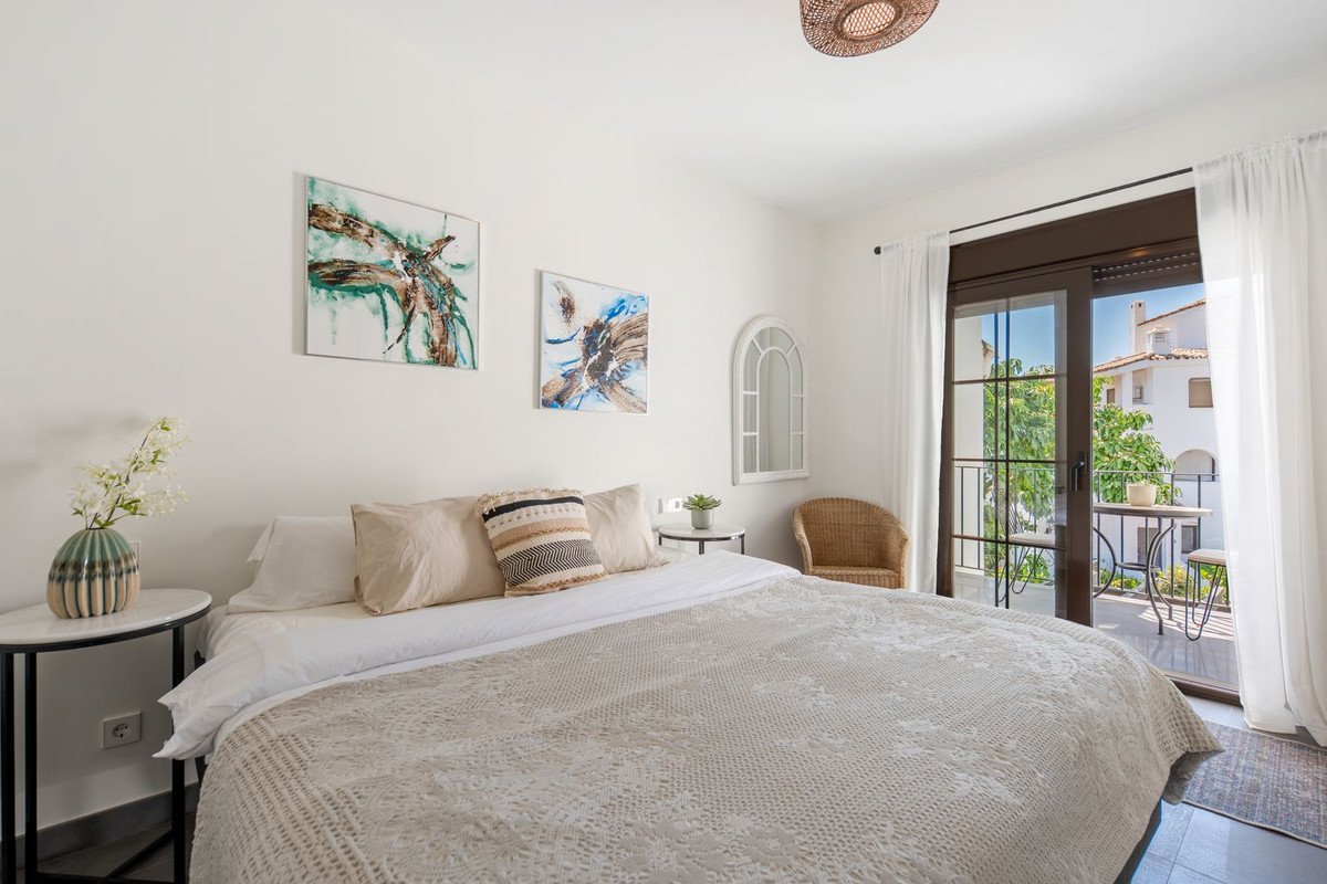 4 Bed Townhouse in Nueva Andalucía